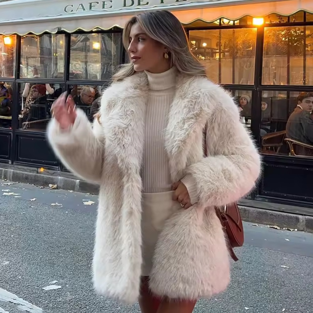 Glam faux fur coat vintage style jacket oversized cream